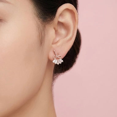 GlitzHeaven 925 Sterling Silver Bow Drop Earrings with Baguette-Cut Stones