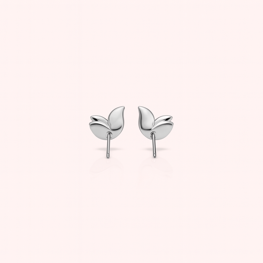 Glitzheaven 925 Sterling Silver Blue Lotus Stud Earrings – Elegant Floral Design with Sparkle